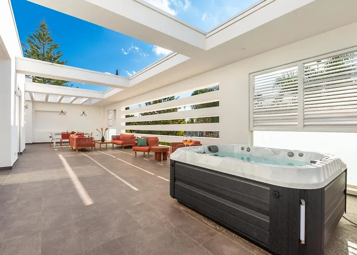 Acquadimare - Pool Terrace Jacuzzi