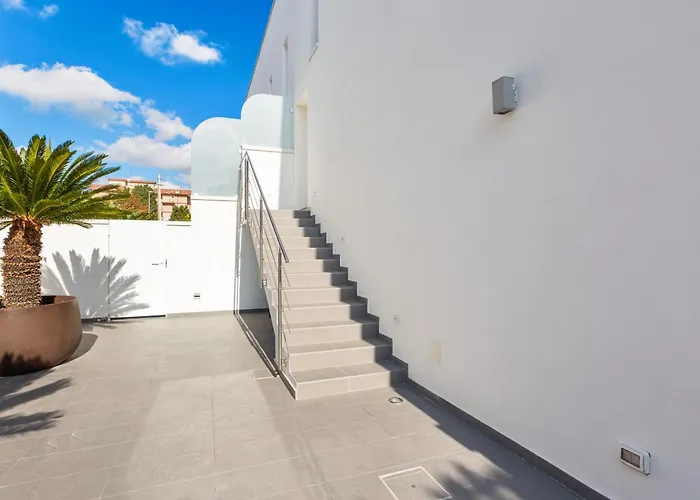 Acquadimare - Pool Terrace Jacuzzi Villa