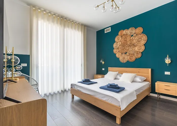 Acquadimare - Pool Terrace Jacuzzi Villa *